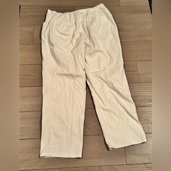 Maggie sweet 14p Cream Pants - Picture 2 of 5